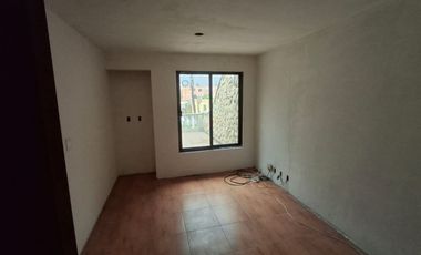 Hermosa Casa con 4 Recámaras en Venta. Llano de Los Báez, Ecatepec