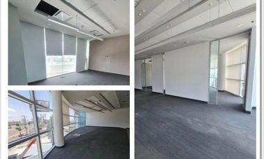 SE RENTA OFICINA PISO 3 TORRE JV III ANGELOPOLIS 399 M2