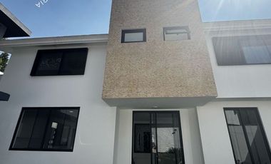 Increíble casa en venta dentro de Club de Golf Hacienda con paneles solares