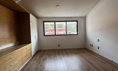 Increíble casa en venta dentro de Club de Golf Hacienda con paneles solares