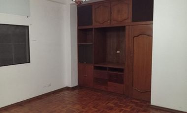 En Alquiler Dpto. de 3 dormitorios en Colinas de los Ceibos