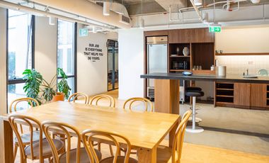 Alquiler de espacio de coworking reservado en Bogota, Spaces Colina Campestre