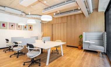 Alquiler de espacio de coworking reservado en Bogota, Spaces Colina Campestre