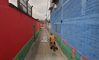 CASA EN VENTA EN BARRIO DE SANTA BARBARA 6-OCT-25