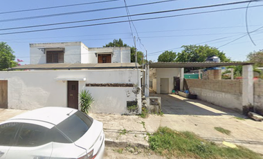 Casa en Venta en la Col. Bojórquez a 8 min. de la Plaza Las Américas, Mérida, Yucatán.