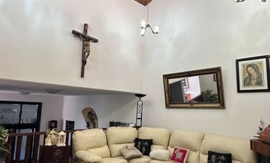 Casa en Venta en Lomas 2da Secc.