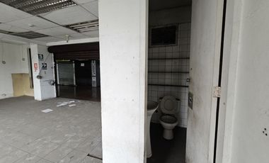 Local Comercial 2do Piso, 42 m², Av Garcilaso de La Vega