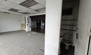 Local Comercial 2do Piso, 42 m², Av Garcilaso de La Vega