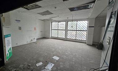 Local Comercial 2do Piso, 42 m², Av Garcilaso de La Vega