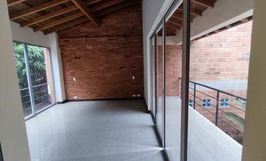 Casa en arriendo Loam de San Jose Sabanta