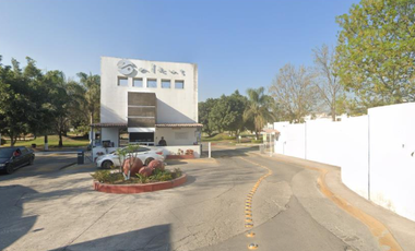 HERMOSA CASA EN FRACCIONAMIENTO ALTUS BOSQUE JALISCO !!!