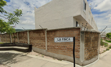 Casa en venta en Finca Real, Morelos a precio de REMATE, ¡Compra directa con el banco, no se aceptan créditos!