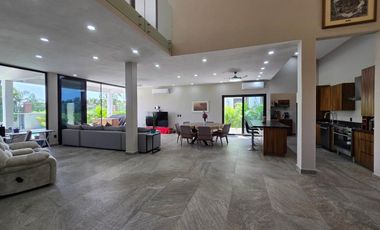 Lujo Residencial en Los Tigres – Casa Ave del Paraíso