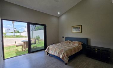 Lujo Residencial en Los Tigres – Casa Ave del Paraíso