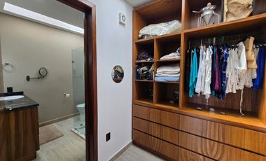 Lujo Residencial en Los Tigres – Casa Ave del Paraíso