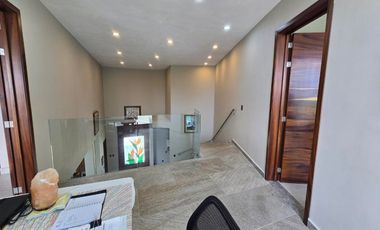 Lujo Residencial en Los Tigres – Casa Ave del Paraíso