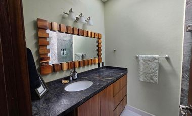 Lujo Residencial en Los Tigres – Casa Ave del Paraíso