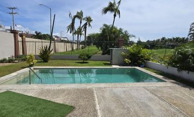 Lujo Residencial en Los Tigres – Casa Ave del Paraíso