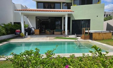 Lujo Residencial en Los Tigres – Casa Ave del Paraíso