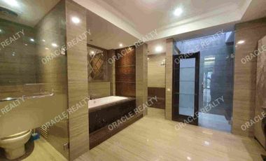 Sewa Rumah Hook Tropical Minimalis Luxury Graha Family