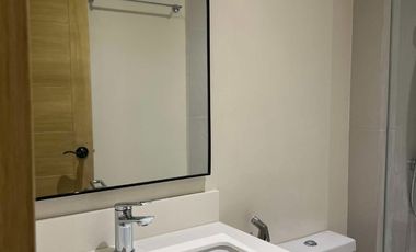 Semi-Furnished Modern Townhouse for Sale in Mandaluyong Brandnew-MD