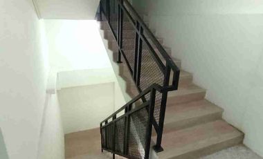 Jual/ Sewa Ruko Baru, 3LT, ready 3Unit, Nol Jalan Raya, lahan parkir luas