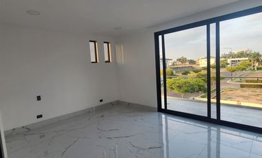 CASA DE ESTRENO DE VENTA , SAMBORONDON.