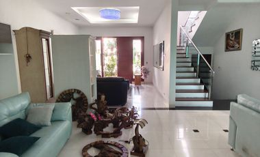 Rumah Mewah Dekat UGM, Dalam Perumahan Jogja Bale Hinggil ; Jalan Kaliurang km 9