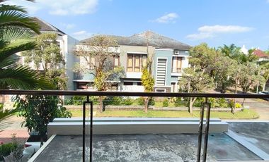 Rumah Mewah Dekat UGM, Dalam Perumahan Jogja Bale Hinggil ; Jalan Kaliurang km 9