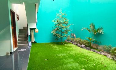 Rumah Mewah Dekat UGM, Dalam Perumahan Jogja Bale Hinggil ; Jalan Kaliurang km 9