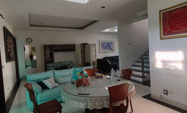 Rumah Mewah Dekat UGM, Dalam Perumahan Jogja Bale Hinggil ; Jalan Kaliurang km 9