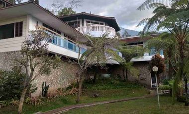 Jual Villa Siap Huni, Murah, View Dua Pegunungan, Furnish Lengkap