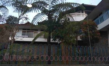 Jual Villa Siap Huni, Murah, View Dua Pegunungan, Furnish Lengkap