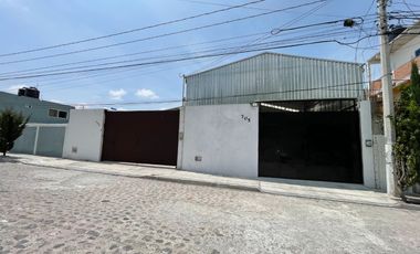 VENTA BODEGA COMERCIAL DE 160 MTS. EN LAS AMERICAS A UNAS CUADRAS DE 5 DE FEBRERO, QUERETARO.