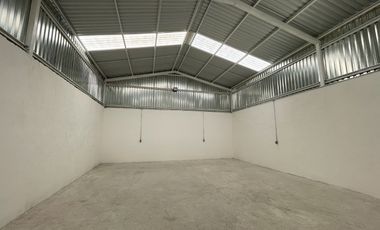 VENTA BODEGA COMERCIAL DE 160 MTS. EN LAS AMERICAS A UNAS CUADRAS DE 5 DE FEBRERO, QUERETARO.