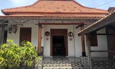 Rumah khas Joglo full furnished di pusat kota Cirebon