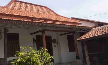Rumah khas Joglo full furnished di pusat kota Cirebon
