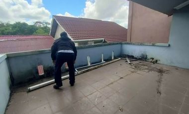 Rumah Permata Transkalimantan 1,5 Lantai Bagus