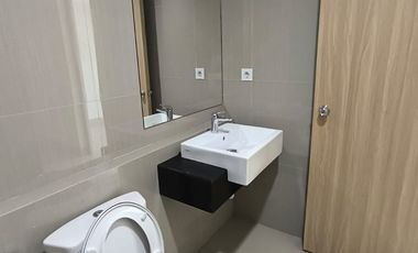 Sewa Apartemen Bintaro 1BR  1 KM Unfurnished