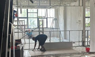 Dijual Cepat Ruko Gandeng Manyar Kertoarjo Bonnet,  Lokasi Sangat Strategis, Dijual Komplit Beserta Equipment Siap Pakai Tinggal Lanjutkan Usahanya