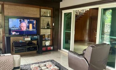 FS: Beautiful Mansion in Valley Golf Subdivision.