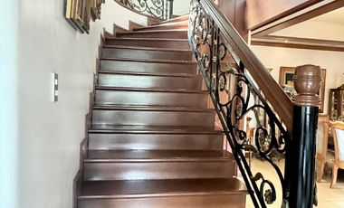 FS: Beautiful Mansion in Valley Golf Subdivision.