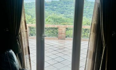 FS: Beautiful Mansion in Valley Golf Subdivision.