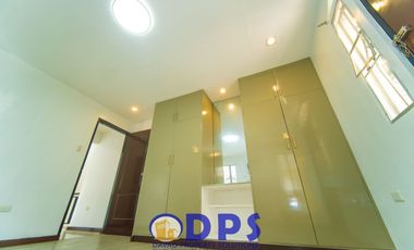 𝐅𝐎𝐑 𝐑𝐄𝐍𝐓 – 𝐒𝐩𝐚𝐜𝐢𝐨𝐮𝐬 5-𝐁𝐞𝐝𝐫𝐨𝐨𝐦 𝐇𝐨𝐦𝐞 𝐢𝐧 𝐖𝐨𝐨𝐝𝐫𝐢𝐝𝐠𝐞 𝐒𝐮𝐛𝐝𝐢𝐯𝐢𝐬𝐢𝐨𝐧, 𝐃𝐚𝐯𝐚𝐨 𝐂𝐢𝐭𝐲!