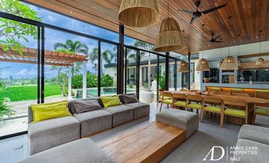 LEASEHOLD | BRAND-NEW 6-BEDROOM VILLA WITH RICE PADDY FIELD VIEWS IN UBUD