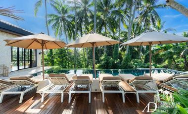 LEASEHOLD | BRAND-NEW 6-BEDROOM VILLA WITH RICE PADDY FIELD VIEWS IN UBUD