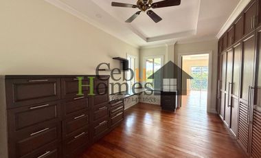 Newly Renovated 4 Bedroom House with Pool, Garden, and Panoramic View for Rent in Maria Luisa