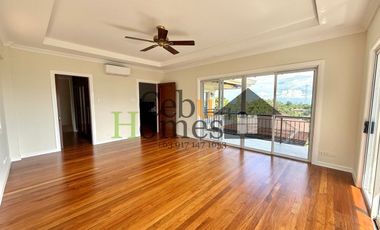 Newly Renovated 4 Bedroom House with Pool, Garden, and Panoramic View for Rent in Maria Luisa