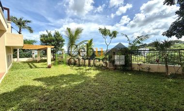 Newly Renovated 4 Bedroom House with Pool, Garden, and Panoramic View for Rent in Maria Luisa