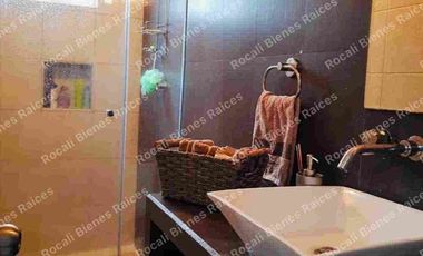 EN VENTA BONITO DEPARTAMENTO REMODELADO